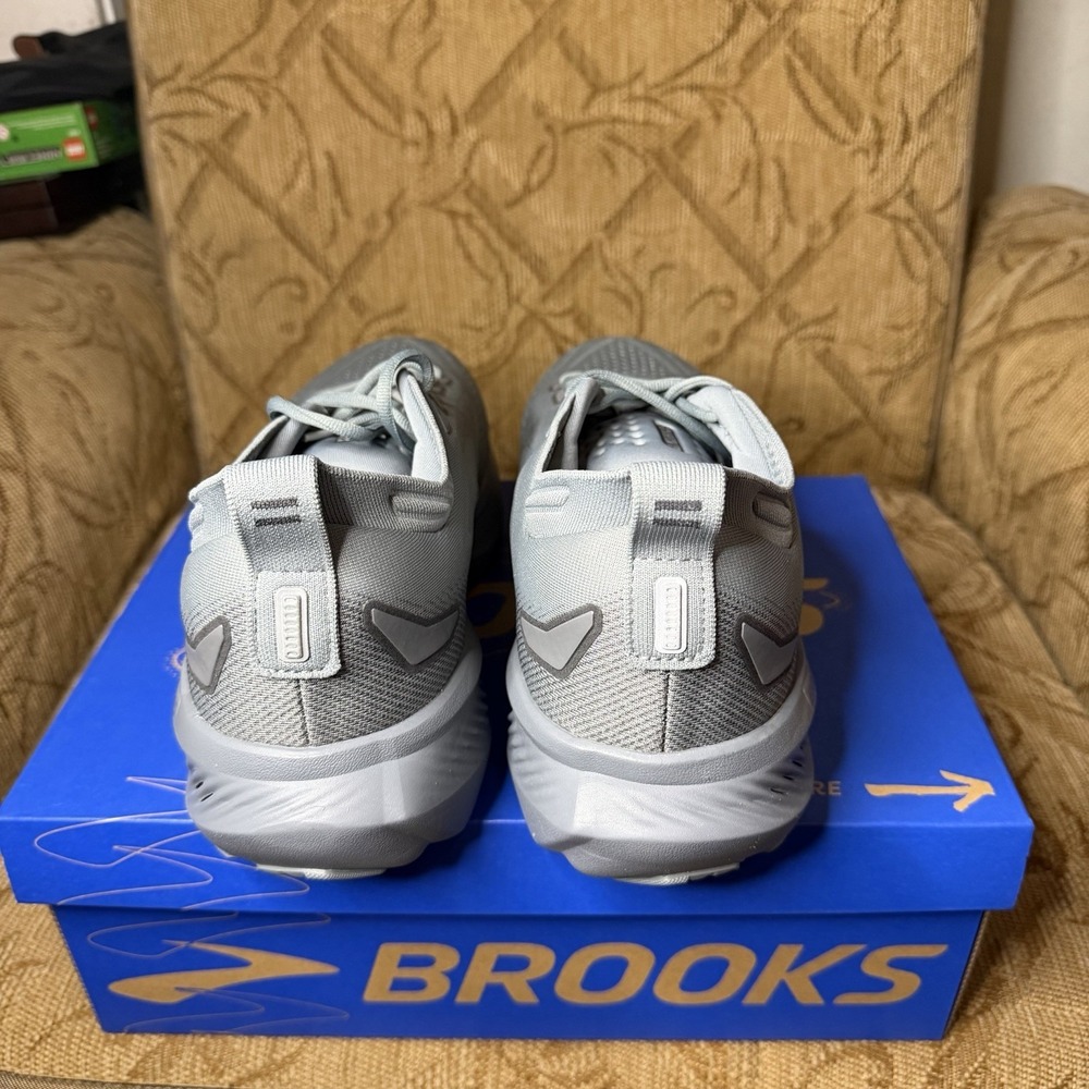 Brooks Glycerin 23 Shoes Mens Size 12 2E (EE) Wide Gray Sneakers 1104762E096 New - Picture 5 of 7